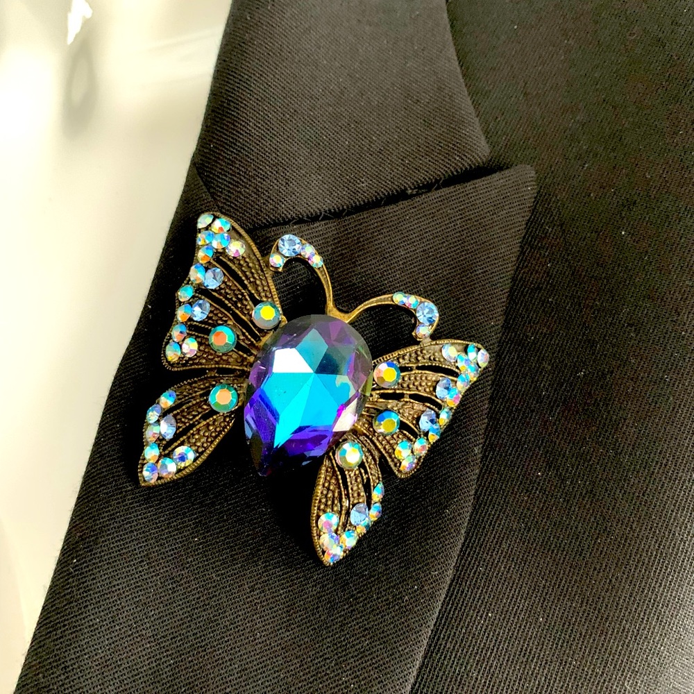 Large shiny blue crystal butterfly brooch pin back